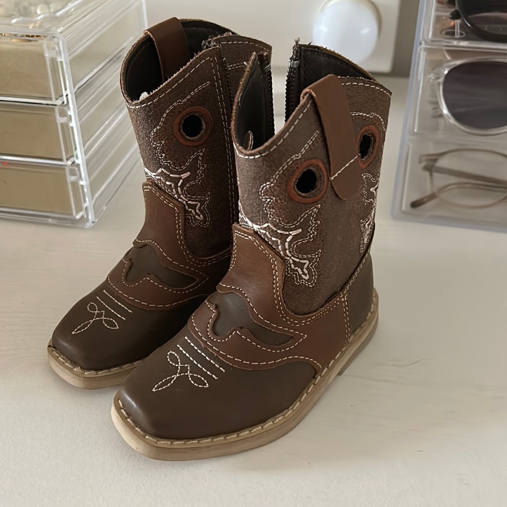 Boys cowboy boots